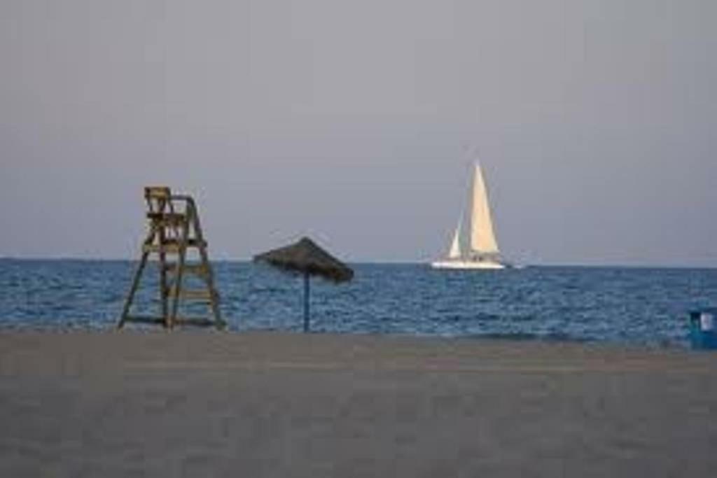 The Apartment Blue Sea บาเลนเซีย ภายนอก รูปภาพ